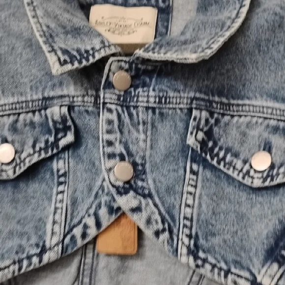 Ashley-Vintage Charm Acid Wash Denim Jacket - Blue - Picture 9 of 14